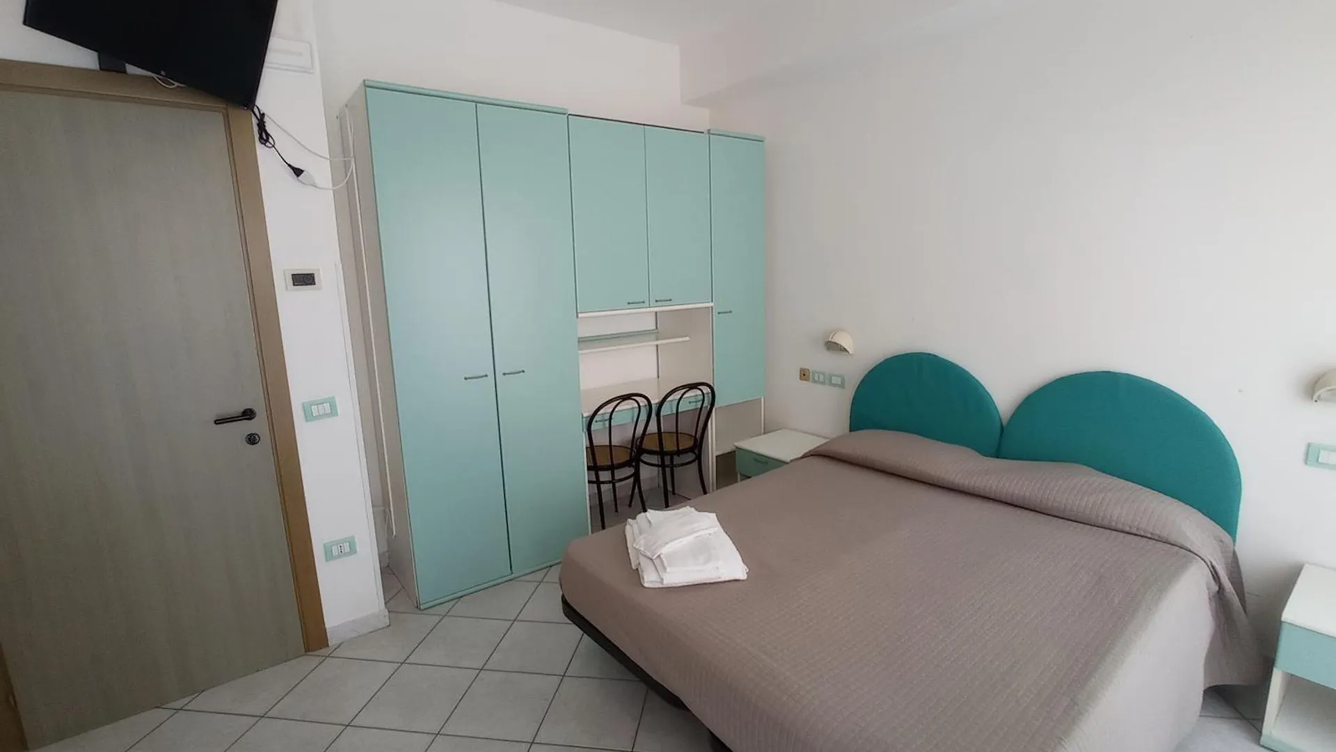 *** מלון דירות קאטוליקה Residence Le Vele איטליה